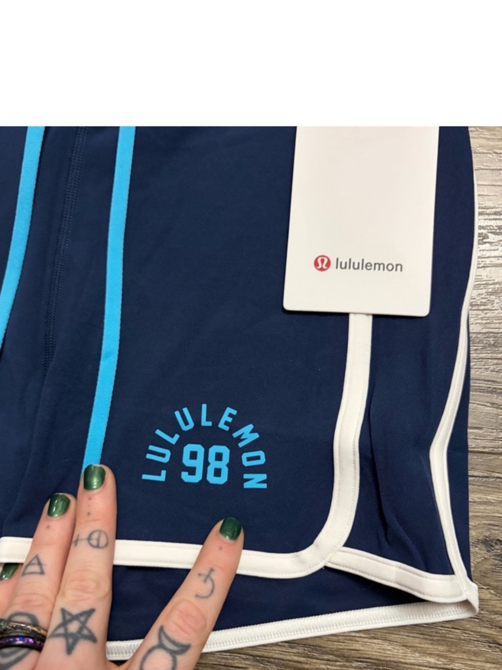 NWT Lululemon Nulu Sporty Trim High-Rise Short *3” (Club Blue/White) Size: 6 - Picture 3 of 4
